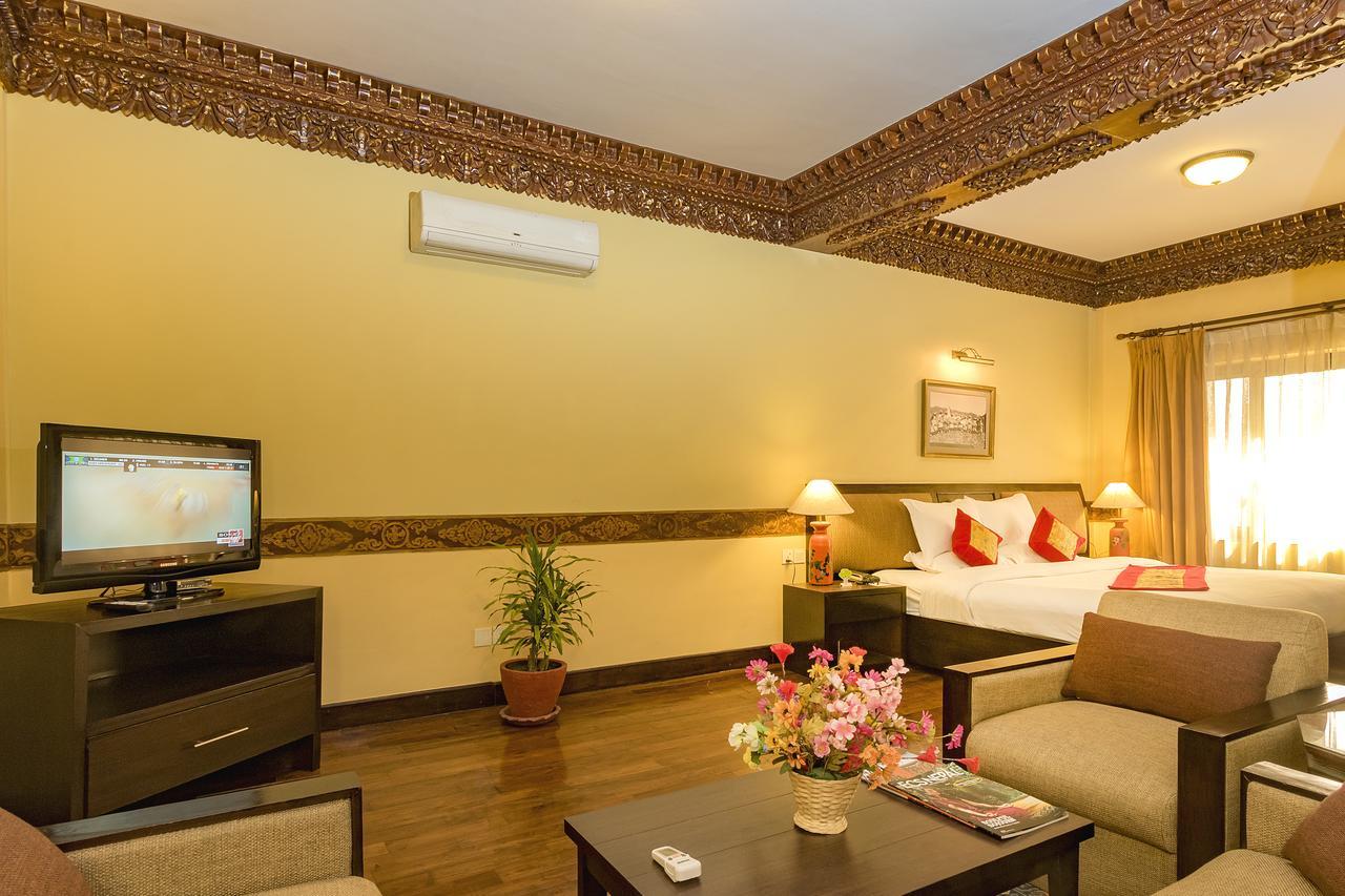 Hotel Tibet International Kathmandu Buitenkant foto