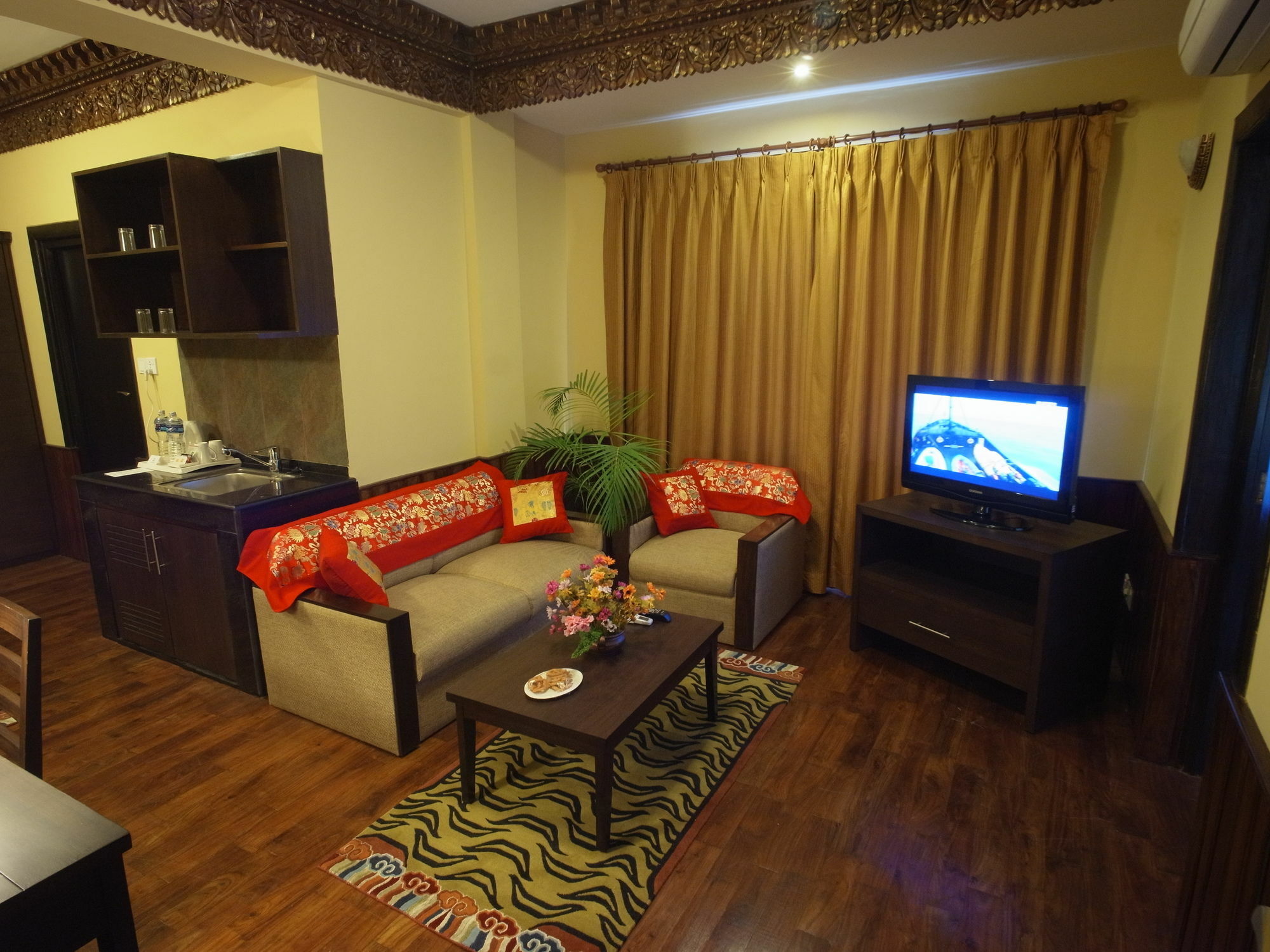 Hotel Tibet International Kathmandu Kamer foto