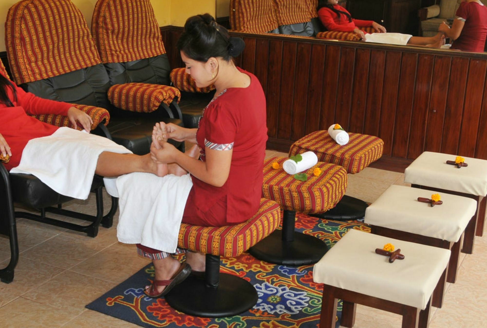 Hotel Tibet International Kathmandu Buitenkant foto